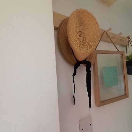 My Little Studio Farmborough Екстериор снимка